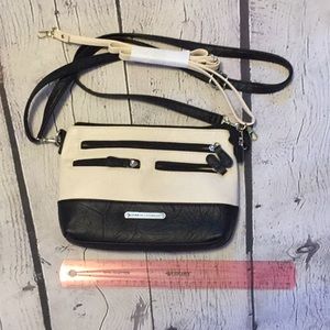 NWOT Stone Mountain New Purse